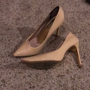 Ted Baker pumps